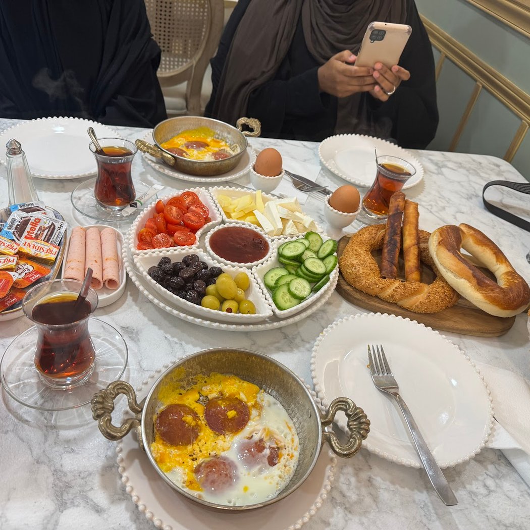 Saray Pâtisserie 3